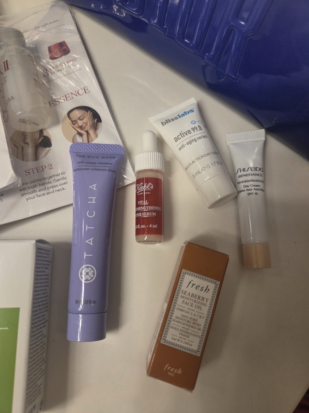 Skincare Sample Bundle Dior - Picture 3 of 4